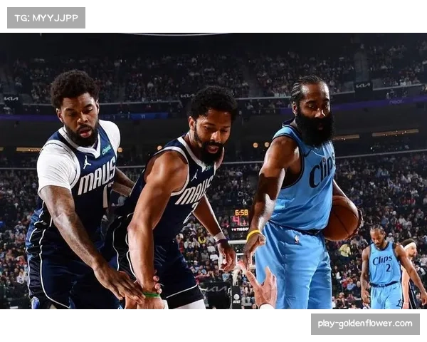 快船伦纳德加兰状态回升 球队化学反应提升助战绩反弹